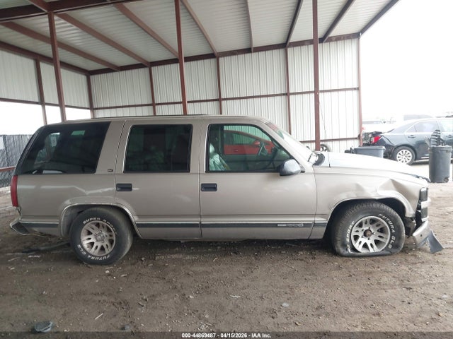 44869487 :رقم المزاد ، 1GKEC13R0XJ777221 vin ، 1999 Gmc Yukon Slt مزاد بيع