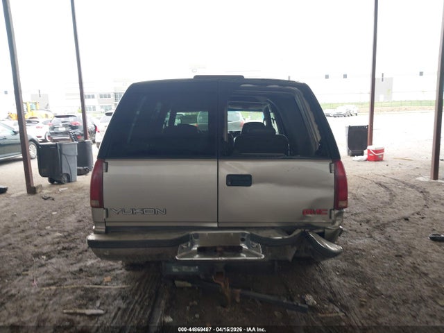 44869487 :رقم المزاد ، 1GKEC13R0XJ777221 vin ، 1999 Gmc Yukon Slt مزاد بيع