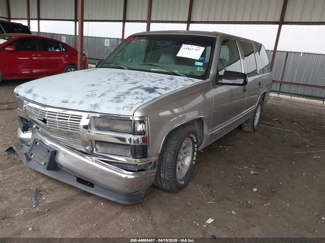 44869487 :رقم المزاد ، 1GKEC13R0XJ777221 vin ، 1999 Gmc Yukon Slt مزاد بيع