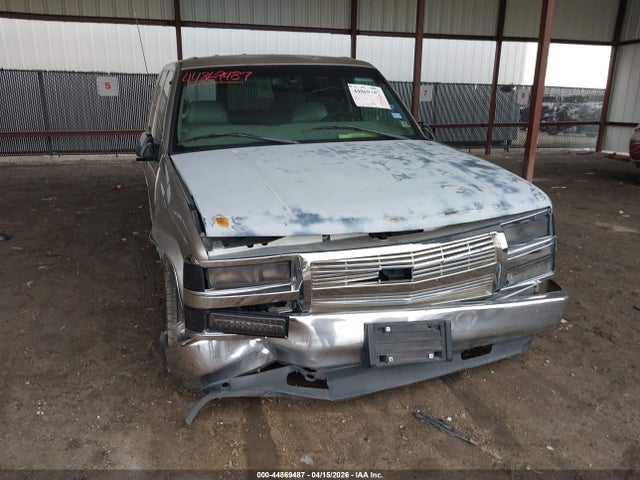 44869487 :رقم المزاد ، 1GKEC13R0XJ777221 vin ، 1999 Gmc Yukon Slt مزاد بيع