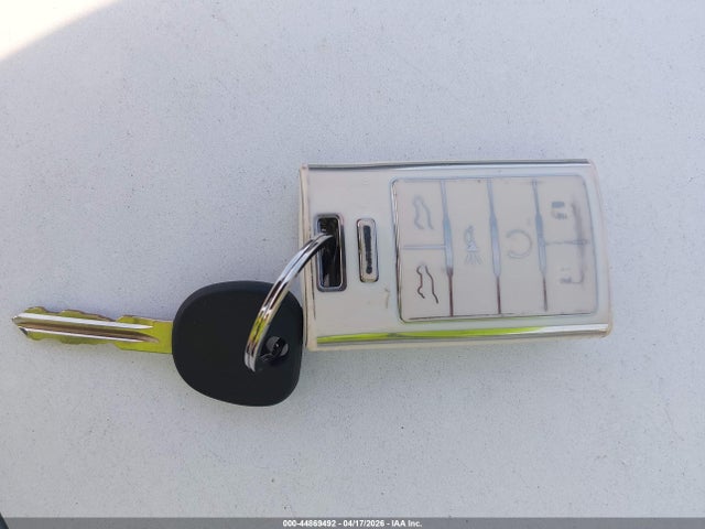 44869492 :رقم المزاد ، 1GYS4JEF6BR133550 vin ، 2011 Cadillac Escalade Esv Premium مزاد بيع