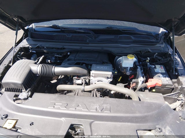 1C6SRFJT7MN802927 RAM 1500 Laramie 4x4 5&#039;7 Box