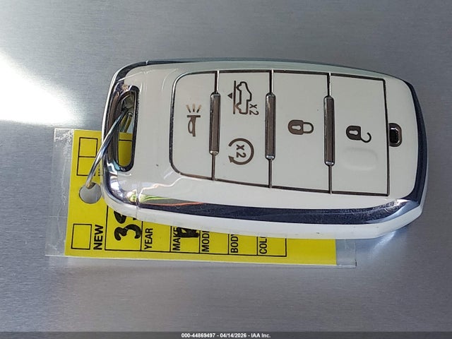 1C6SRFJT7MN802927 RAM 1500 Laramie 4x4 5&#039;7 Box
