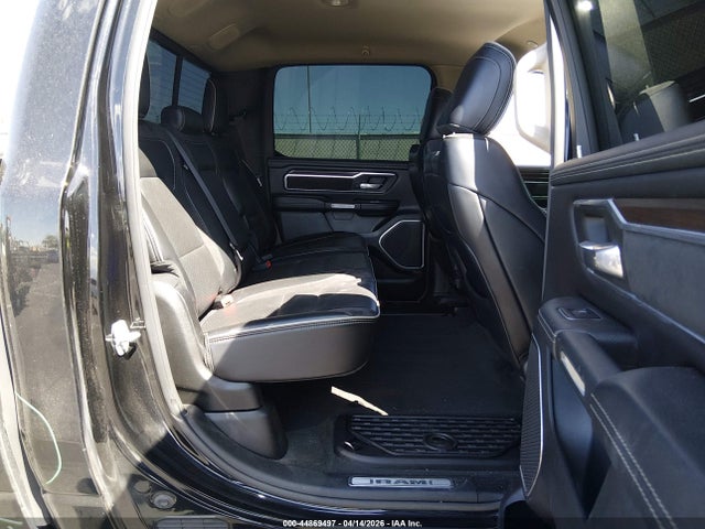 1C6SRFJT7MN802927 RAM 1500 Laramie 4x4 5&#039;7 Box