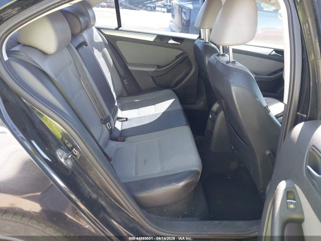 Продаж на аукціоні авто 2013 Volkswagen Jetta Hybrid Sel, vin: 3VW637AJ1DM228963, номер лоту: 44869501