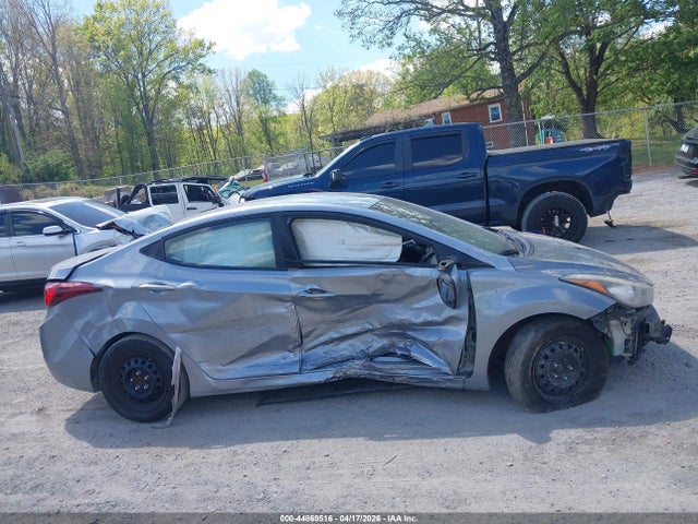 2016 Hyundai Elantra Se მანქანა იყიდება აუქციონზე, vin: 5NPDH4AE6GH759843, აუქციონის ნომერი: 44869516