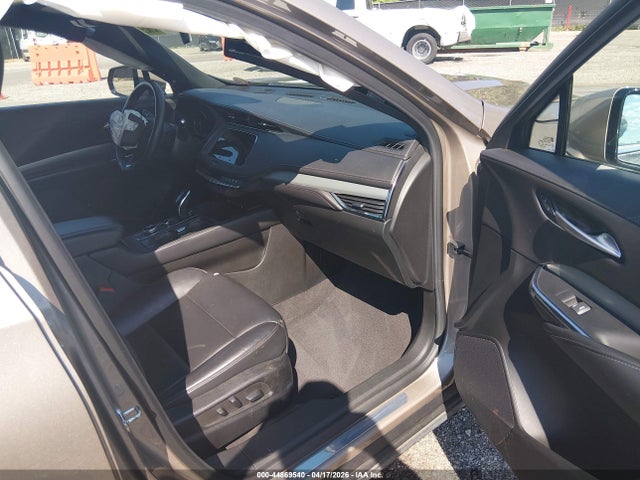 44869540 :رقم المزاد ، 1GYFZCR49PF163500 vin ، 2023 Cadillac Xt4 Fwd Premium Luxury مزاد بيع