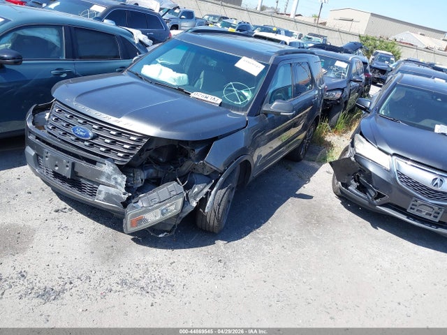 Ford EXPLORER XLT 2017 1FM5K7D80HGA99751 Image 2