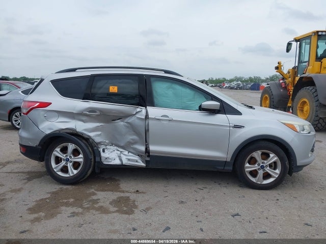 44869554 :رقم المزاد ، 1FMCU0GX1EUD86864 vin ، 2014 Ford Escape Se مزاد بيع