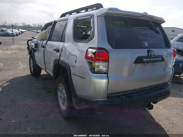 44869557 :رقم المزاد ، JTEBU5JRXA5032624 vin ، 2010 Toyota 4runner Trail V6 مزاد بيع
