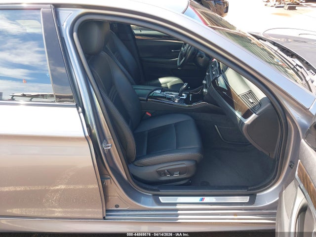 2015 Bmw 535i მანქანა იყიდება აუქციონზე, vin: WBA5B1C54FD920452, აუქციონის ნომერი: 44869576