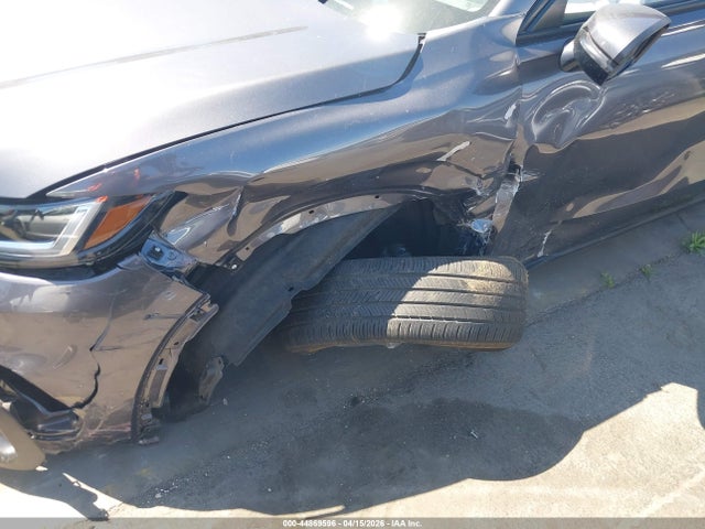 3CZRZ1H38RM715114 Honda Hr-v 2wd Lx