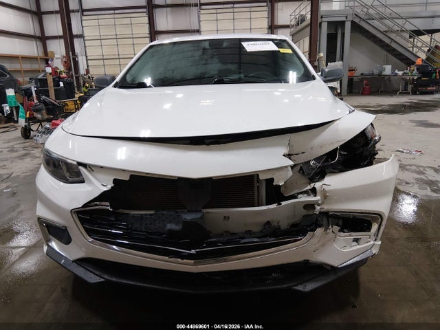 1G1ZB5ST4JF234123 Chevrolet Malibu 1ls