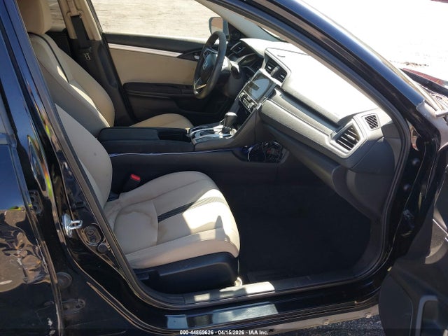 2HGFC2F70JH530288 Honda CIVIC EX