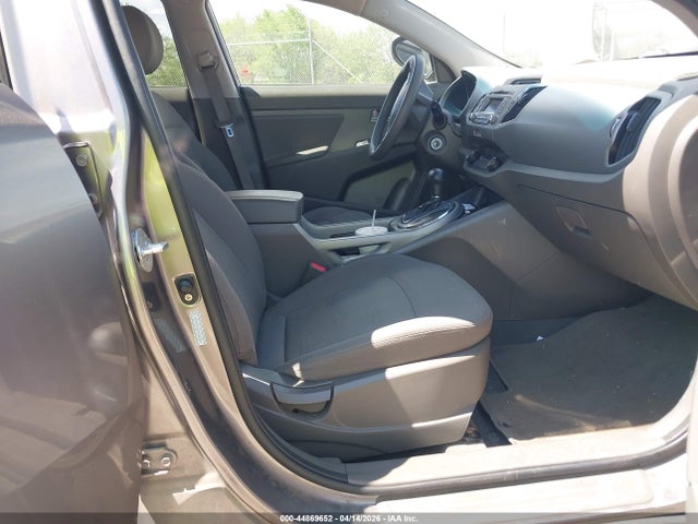 2012 Kia Sportage Lx მანქანა იყიდება აუქციონზე, vin: KNDPBCA23C7281684, აუქციონის ნომერი: 44869652