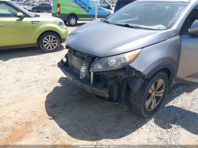 2012 Kia Sportage Lx მანქანა იყიდება აუქციონზე, vin: KNDPBCA23C7281684, აუქციონის ნომერი: 44869652
