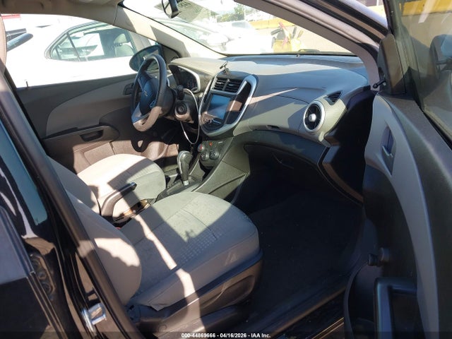 1G1JB5SH3H4148588 Chevrolet Sonic Ls Auto