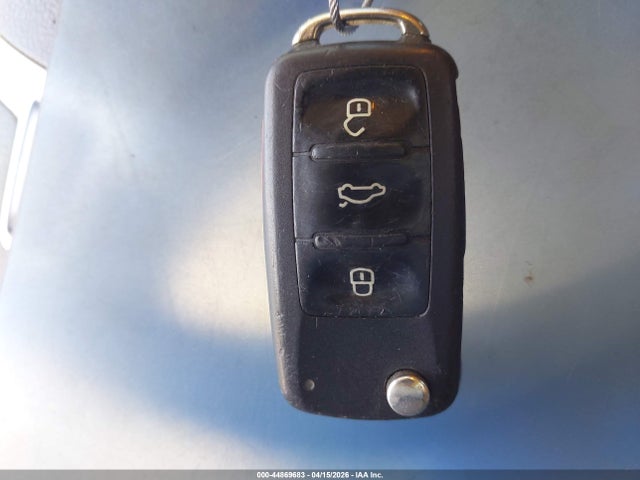 Продаж на аукціоні авто 2015 Volkswagen Passat 1.8t Se, vin: 1VWBS7A3XFC016196, номер лоту: 44869683