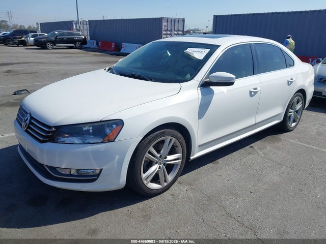 Продаж на аукціоні авто 2015 Volkswagen Passat 1.8t Se, vin: 1VWBS7A3XFC016196, номер лоту: 44869683