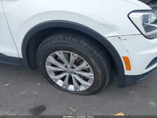 3VV1B7AX1JM185534 Volkswagen Tiguan 2.0t S