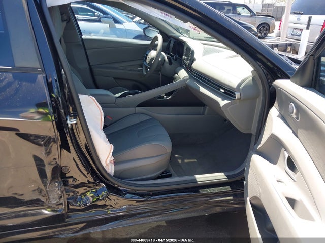Продаж на аукціоні авто 2021 Hyundai Elantra Sel, vin: 5NPLM4AG5MH019768, номер лоту: 44869719