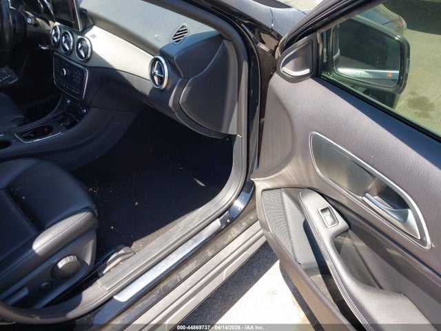 2016 MERCEDES-BENZ GLA 250 WDCTG4GB5GJ217663 Photo 4