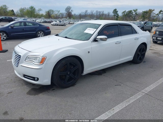 44869755 :رقم المزاد ، 2C3CCAAG4DH697653 vin ، 2013 Chrysler 300 Motown مزاد بيع