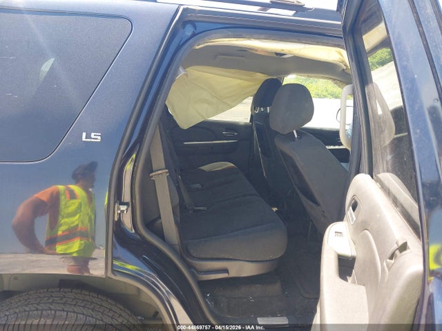 44869757 :رقم المزاد ، 1GNFC13C68J212296 vin ، 2008 Chevrolet Tahoe Ls مزاد بيع