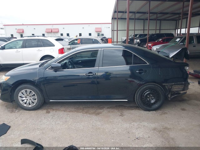44869764 :رقم المزاد ، 4T1BF1FK9CU055626 vin ، 2012 Toyota Camry Le مزاد بيع