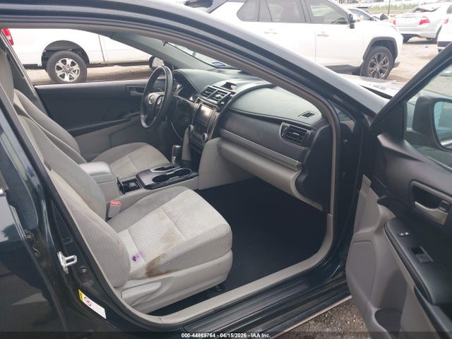 44869764 :رقم المزاد ، 4T1BF1FK9CU055626 vin ، 2012 Toyota Camry Le مزاد بيع