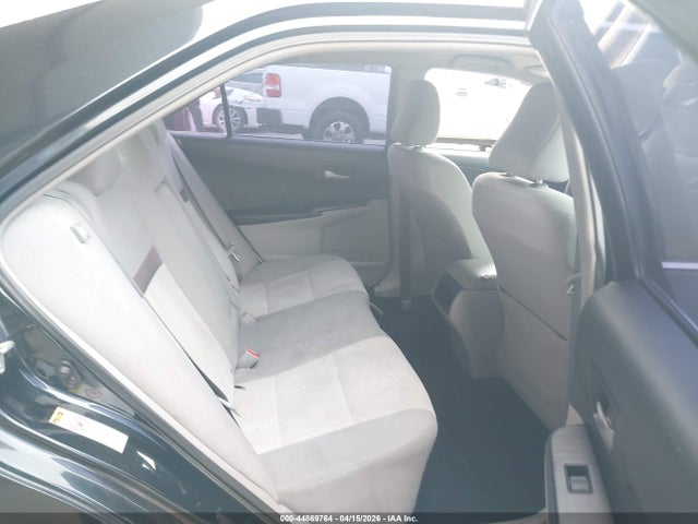 44869764 :رقم المزاد ، 4T1BF1FK9CU055626 vin ، 2012 Toyota Camry Le مزاد بيع