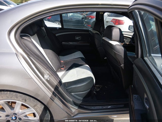 44869776 :رقم المزاد ، WBAGN63462DR02405 vin ، 2002 Bmw 745li مزاد بيع
