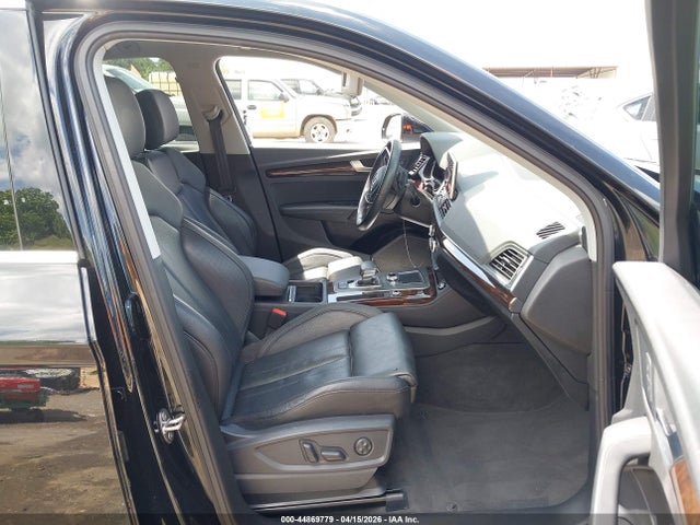 44869779 :رقم المزاد ، WA1BNAFY5K2027645 vin ، 2019 Audi Q5 45 Premium مزاد بيع
