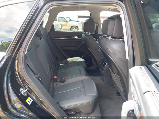 44869779 :رقم المزاد ، WA1BNAFY5K2027645 vin ، 2019 Audi Q5 45 Premium مزاد بيع