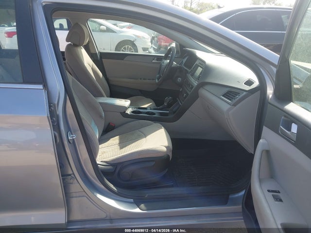 2016 Hyundai Sonata Se მანქანა იყიდება აუქციონზე, vin: 5NPE24AF2GH326180, აუქციონის ნომერი: 44869812