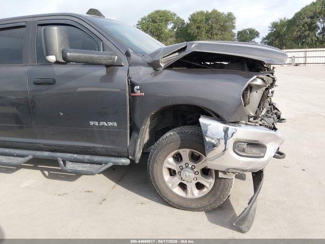 44869817 :رقم المزاد ، 3C63R3HL1NG357376 vin ، 2022 Ram 3500 Lone Star  4x4 8' Box مزاد بيع