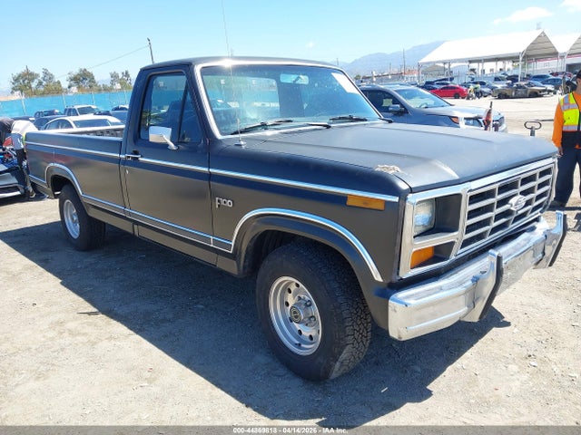 1983 Ford F100 მანქანა იყიდება აუქციონზე, vin: 1FTCF10F1DLA35351, აუქციონის ნომერი: 44869818