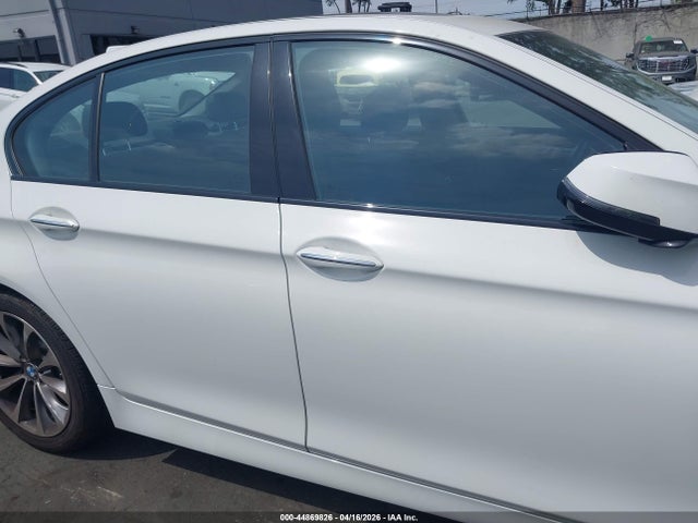 Продаж на аукціоні авто 2015 Bmw 528i, vin: WBA5A5C52FD515488, номер лоту: 44869826