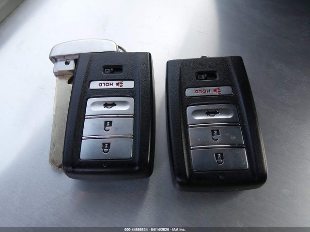 44869834 :رقم المزاد ، 19UUB1F54FA016131 vin ، 2015 Acura Tlx Tech مزاد بيع