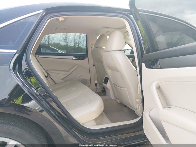 Продаж на аукціоні авто 2014 Volkswagen Passat 2.0l Tdi Se, vin: 1VWBN7A37EC062459, номер лоту: 44869857