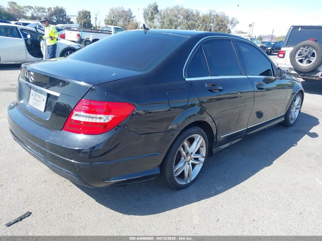 Aukcja sprzedaży 2012 Mercedes-benz C 250 Sport, vin: WDDGF4HB1CR227679, numer aukcji: 44869860