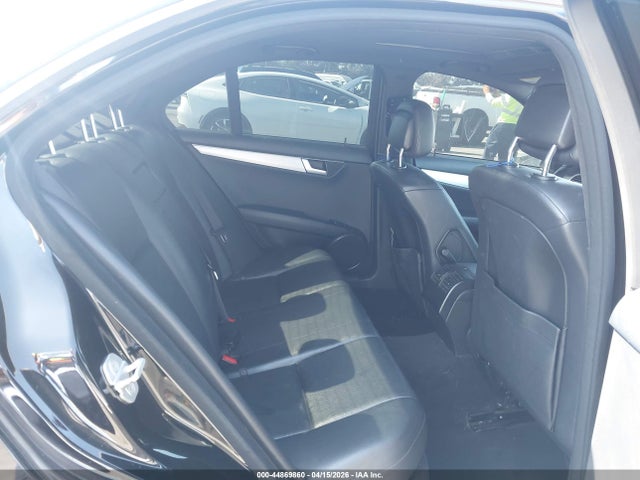 Aukcja sprzedaży 2012 Mercedes-benz C 250 Sport, vin: WDDGF4HB1CR227679, numer aukcji: 44869860