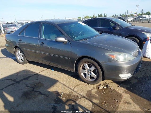 2003 TOYOTA CAMRY 4T1BF32K33U556044
