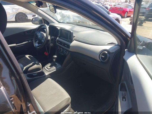 KM8K12AA3KU339061 Hyundai Kona Se