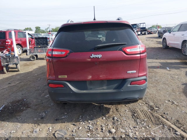 1C4PJLCB0HW643452 Jeep Cherokee Latitude Fwd