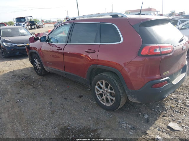 1C4PJLCB0HW643452 Jeep Cherokee Latitude Fwd