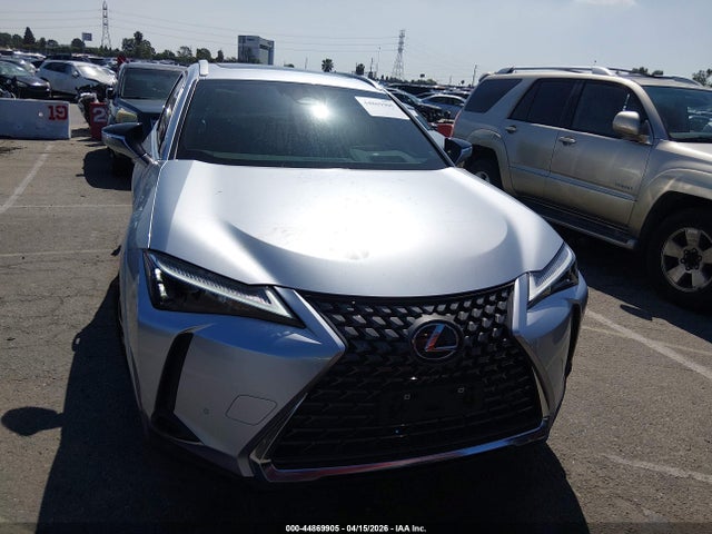 Lexus Ux 300h Premium Awd 2026 JTHUCJDH8T2015934 Image 12