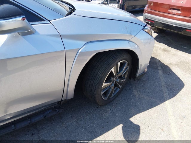 Lexus Ux 300h Premium Awd 2026 JTHUCJDH8T2015934 Image 17