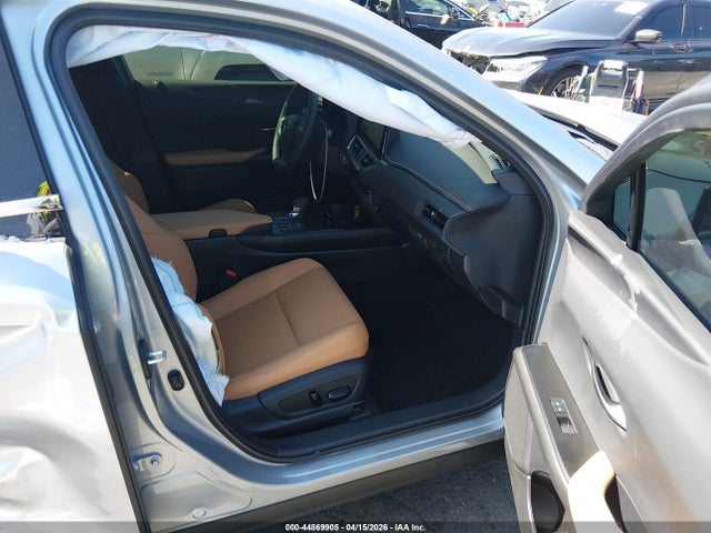 Lexus Ux 300h Premium Awd 2026 JTHUCJDH8T2015934 Image 5
