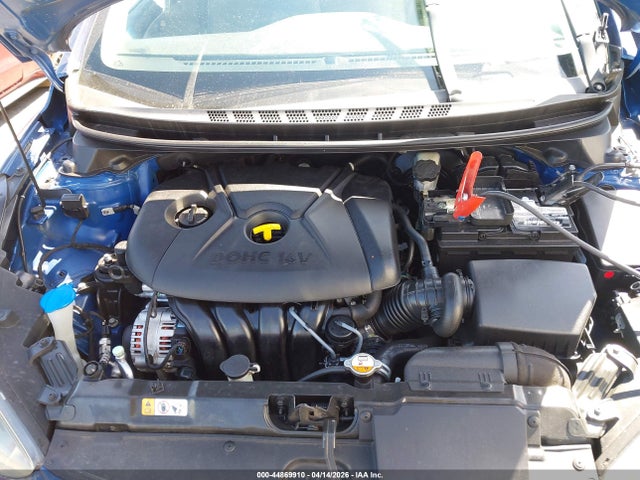 5NPDH4AE9GH690808 Hyundai ELANTRA SE